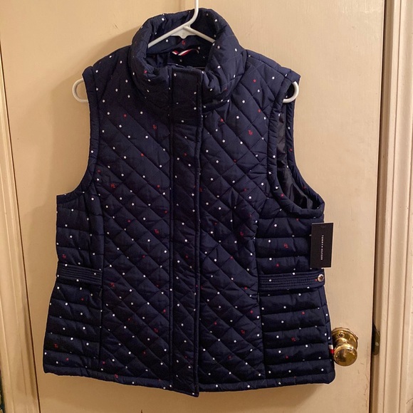 Tommy Hilfiger puffer vest, size large